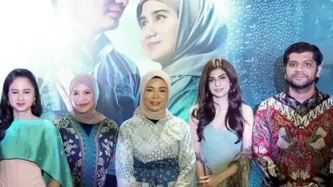 How a Man’s Romance with His Mother-in-Law Turned Into a Popular Motion Picture in Indonesia